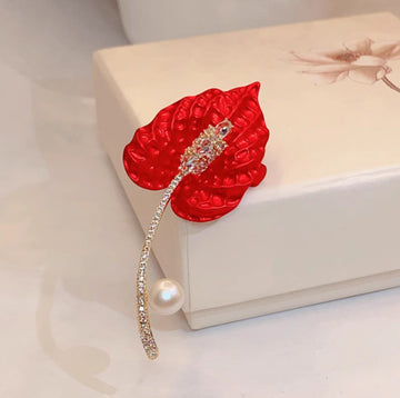 XSB152 - Red Lotus Leaf Saree Brooch